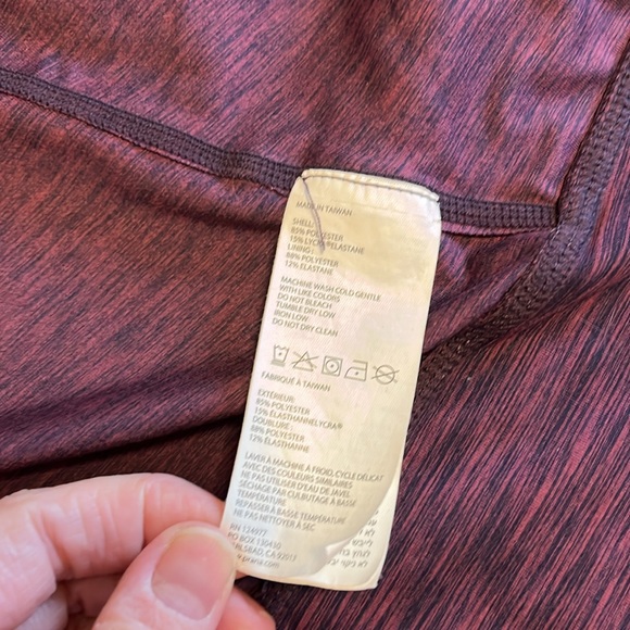 Prana lightweight jacket with hood, scuba cut, heathered maroon, ruched, M - Picture 11 of 11